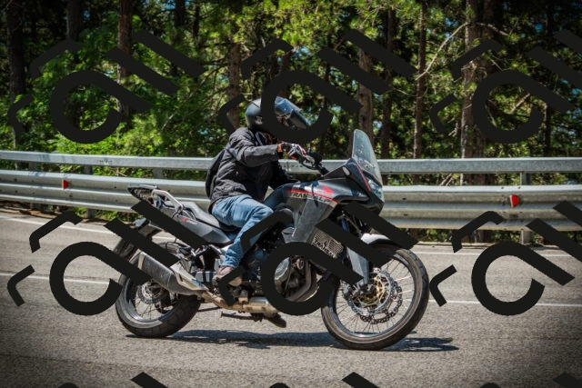 202507201152-DSC06545_c1_