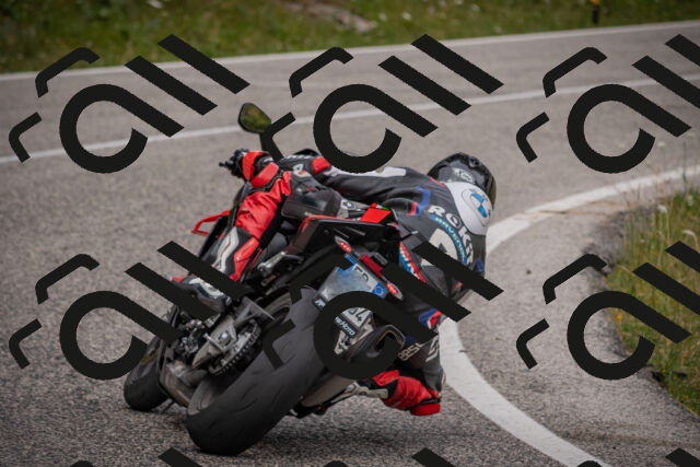 20250726102430-_5000153_am_