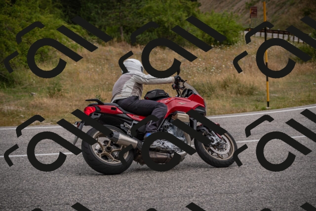 20250726102717-_5000163_am_