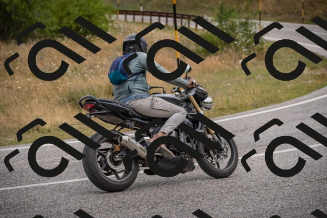 20250726102757-_5000169_am_