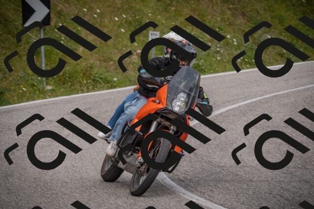 20250726103836-_5000192_am_