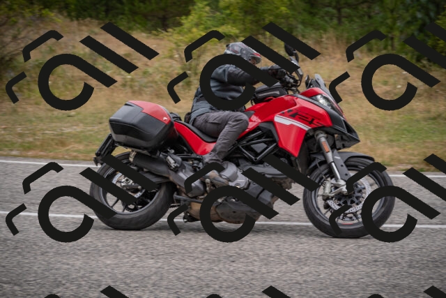 20250726105128-_5000232_am_