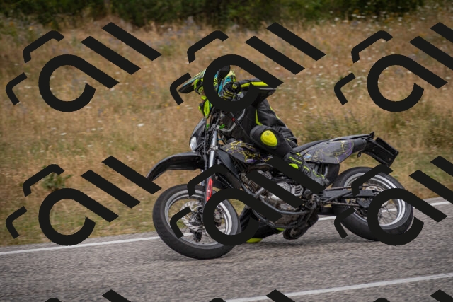 20250726105727-_5000249_am_