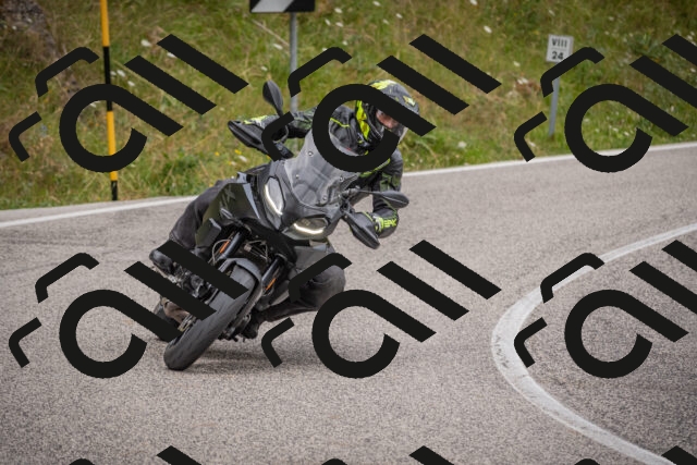 20250726105749-_5000253_am_