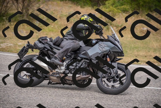 20250726105750-_5000255_am_