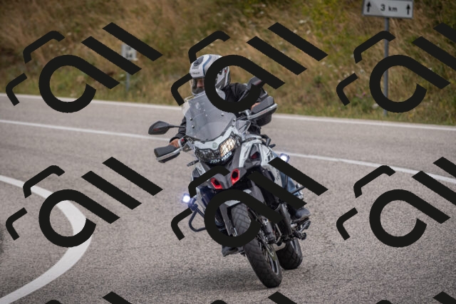 20250726110410-_5000269_am_