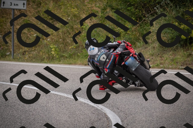 20250726110824-_5000284_am_