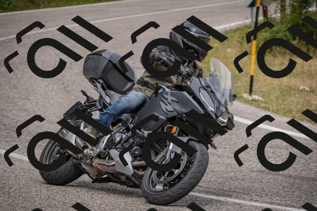 20250726111442-_5000333_am_