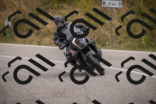 20250726111916-_5000398_am_