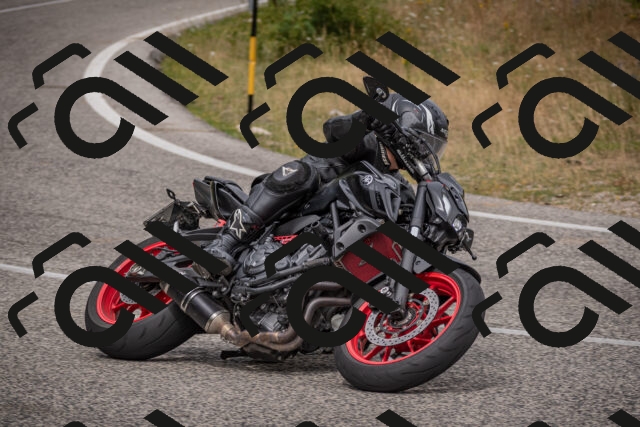 20250726113326-_5000476_am_