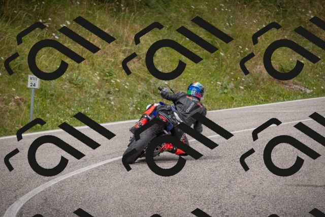 20250726113353-_5000499_am_