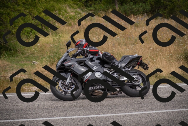 20250726113411-_5000519_am_