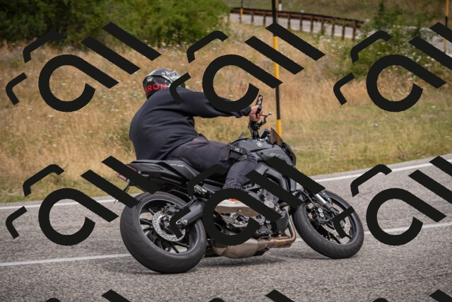 20250726113509-_5000538_am_