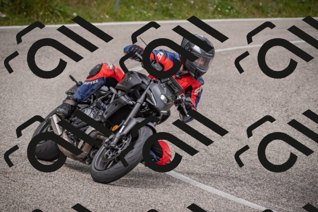 20250726113522-_5000539_am_