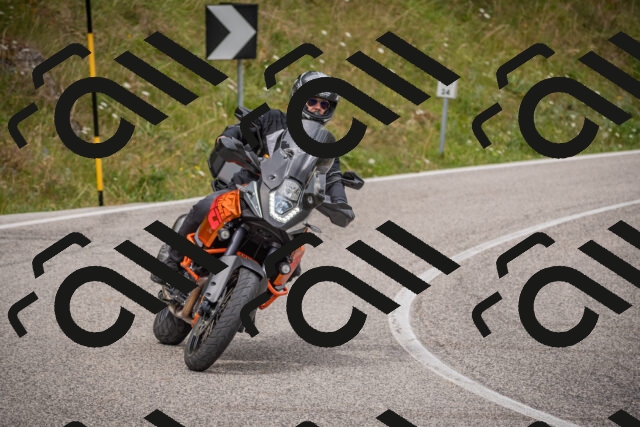 20250726113642-_5000547_am_