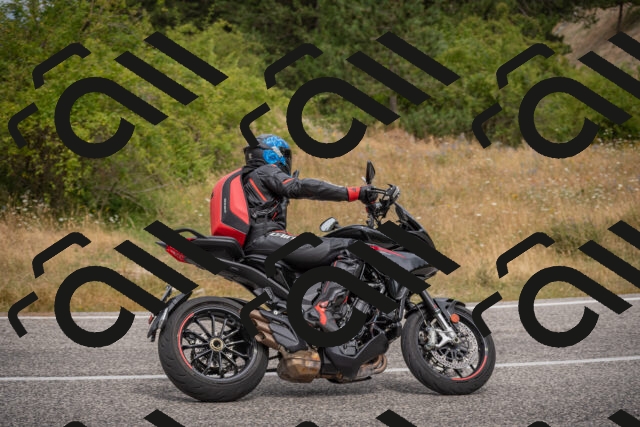 20250726113647-_5000554_am_