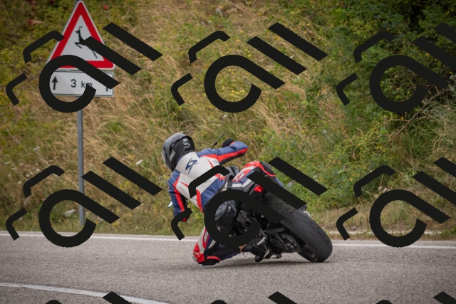 20250726113932-_5000573_am_