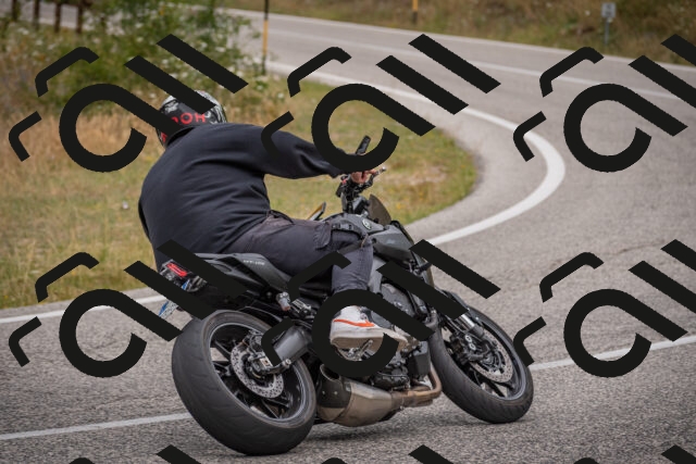 20250726113948-_5000574_am_