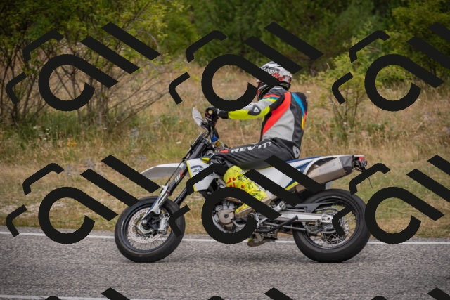 20250726114147-_5000582_am_