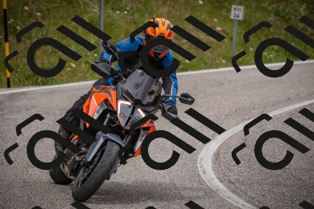 20250726114637-_5000587_am_