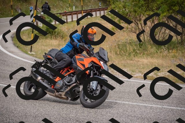 20250726114637-_5000589_am_