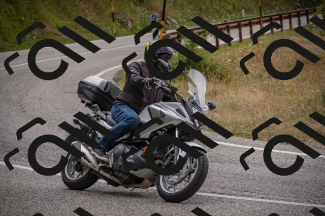 20250726115445-_5000641_am_