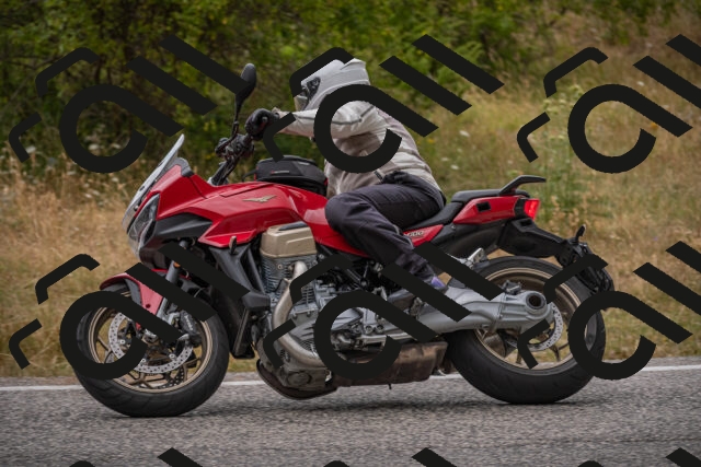 20250726115531-_5000647_am_