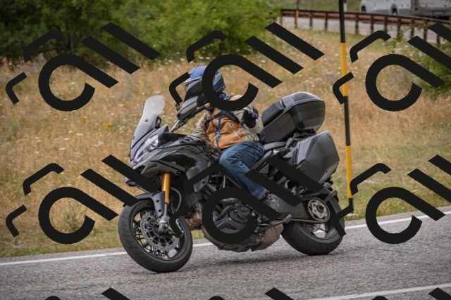 20250726115703-_5000656_am_