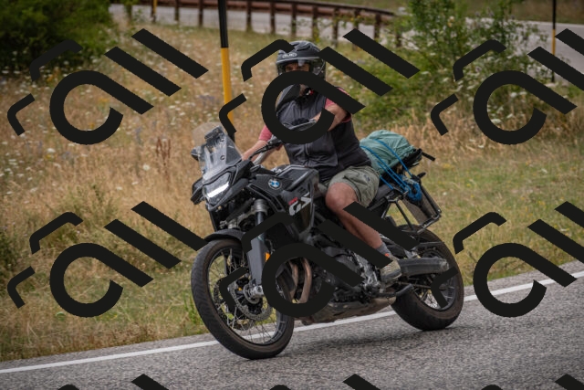 20250726115732-_5000675_am_