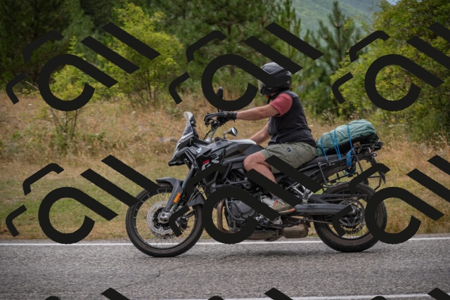 20250726115733-_5000677_am_