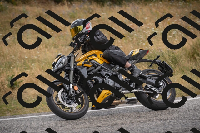 20250726120205-_5000683_am_