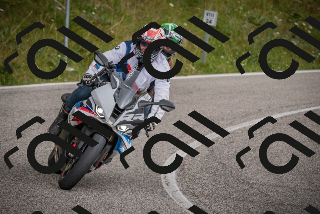 20250726121537-_5000712_am_