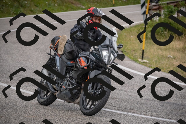 20250726122005-_5000728_am_