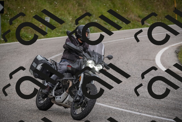 20250726122008-_5000735_am_