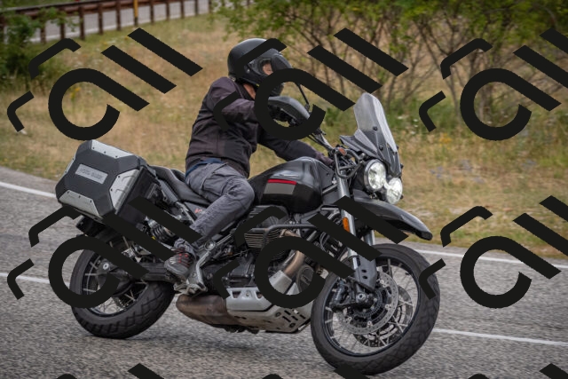 20250726122009-_5000736_am_