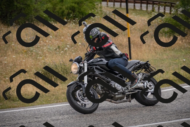 20250726122704-_5000770_am_