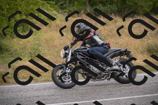 20250726122704-_5000771_am_