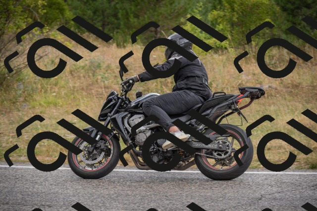 20250726122708-_5000777_am_