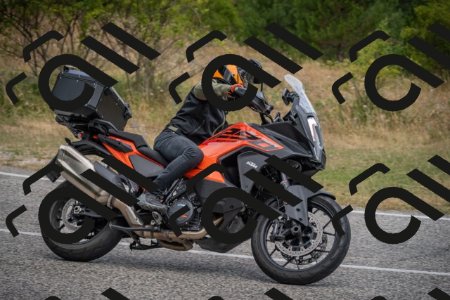 20250726123814-_5000829_am_