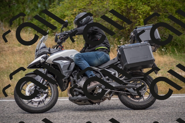 20250726124139-_5000849_am_