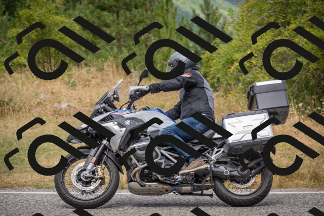 20250726124143-_5000857_am_