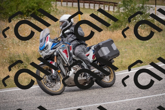 20250726124146-_5000859_am_