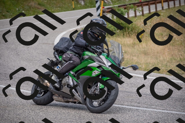 20250726125157-_5000935_am_