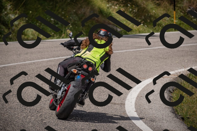 20250726125605-_5000962_am_