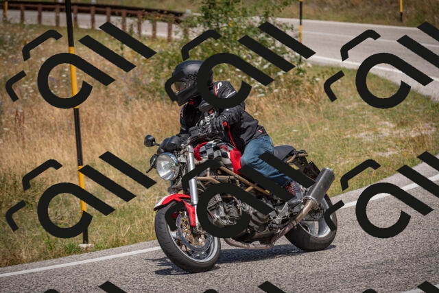 20250726125653-_5000972_am_