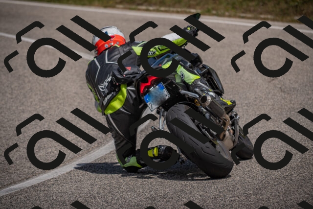 20250726125809-_5000978_am_