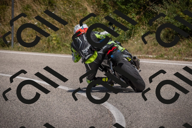 20250726125809-_5000981_am_