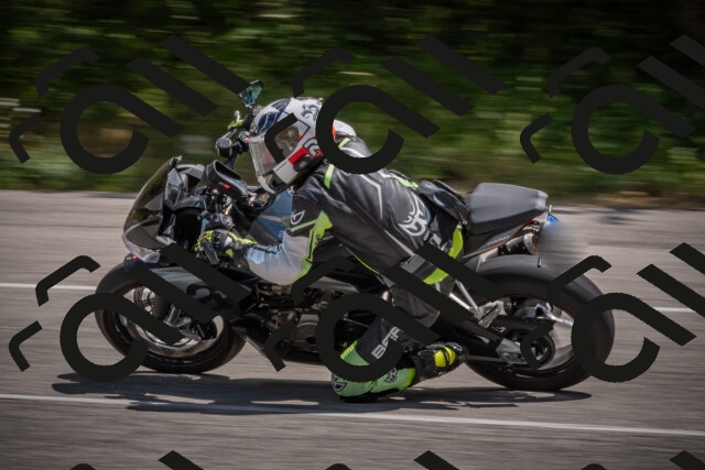 20250726125955-_5000988_am_