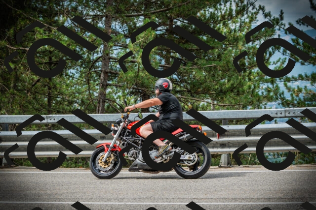 202507261011-DSC07807_c1_