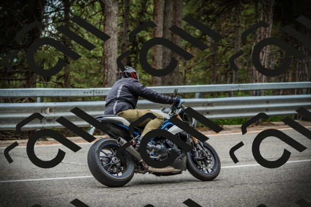 202507261049-DSC07891_c1_